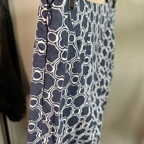 BUNDLE 3 FOR $18- Womens Pants Classic Fit Crop Blue White Straight Leg Size 6 - Picture 12 of 12